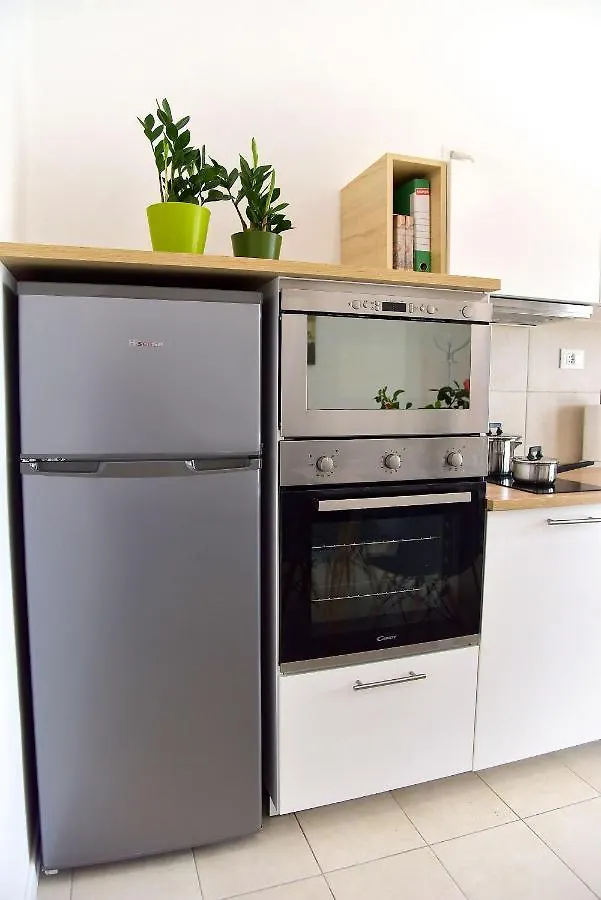 Garda Bloom Holiday Apartments パデンゲ・スル・ガルダ
