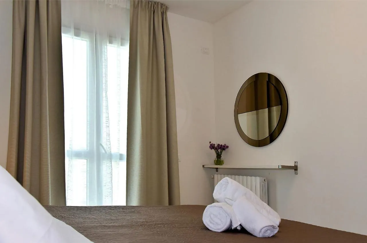 Garda Bloom Holiday Apartments Padenghe sul Garda