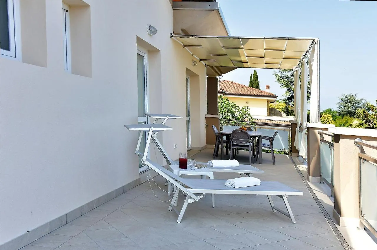 Garda Bloom Holiday Apartments Padenghe sul Garda 0*,  Italië