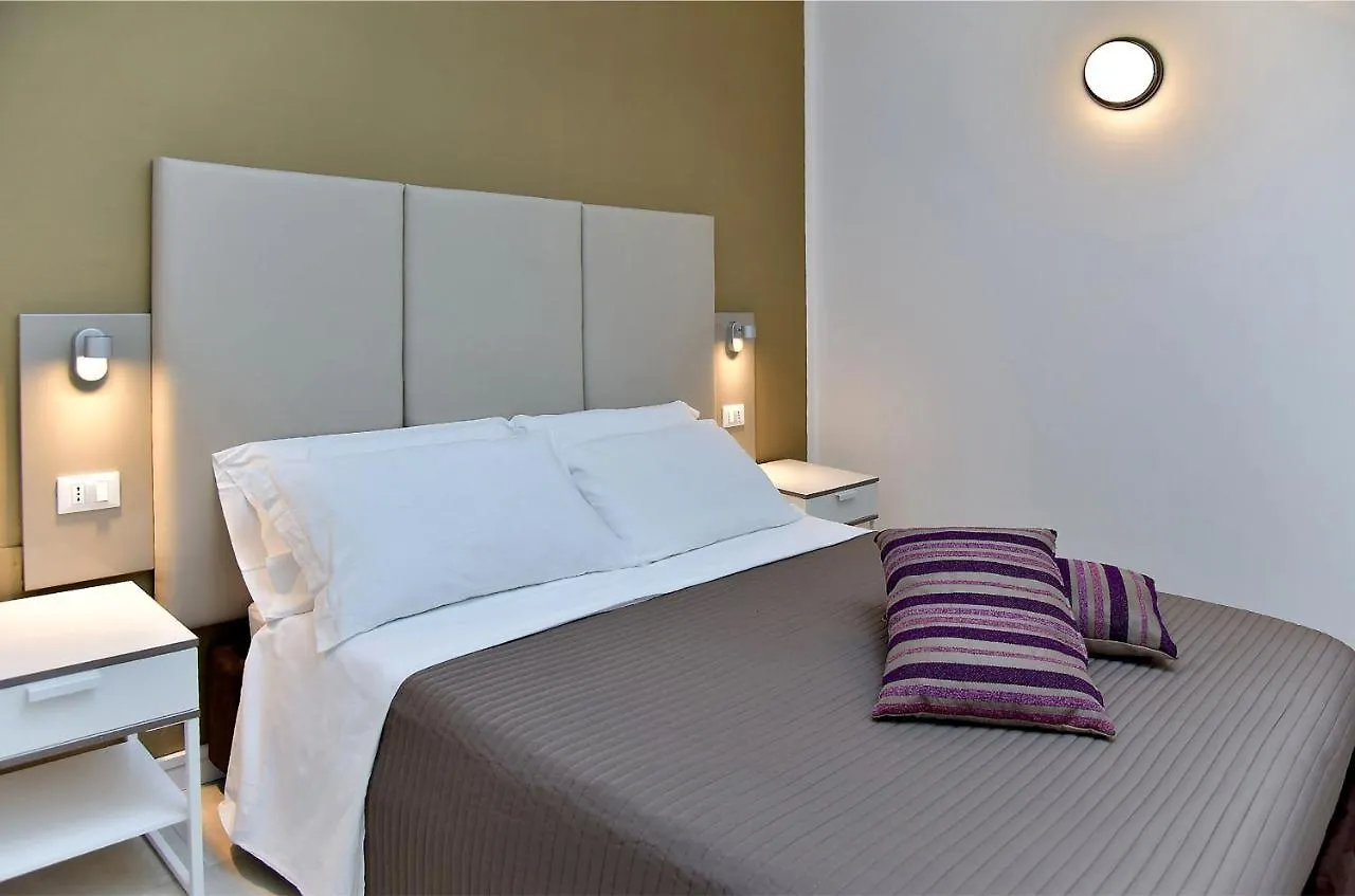 Garda Bloom Holiday Apartments Padenghe sul Garda 0*,  Italië