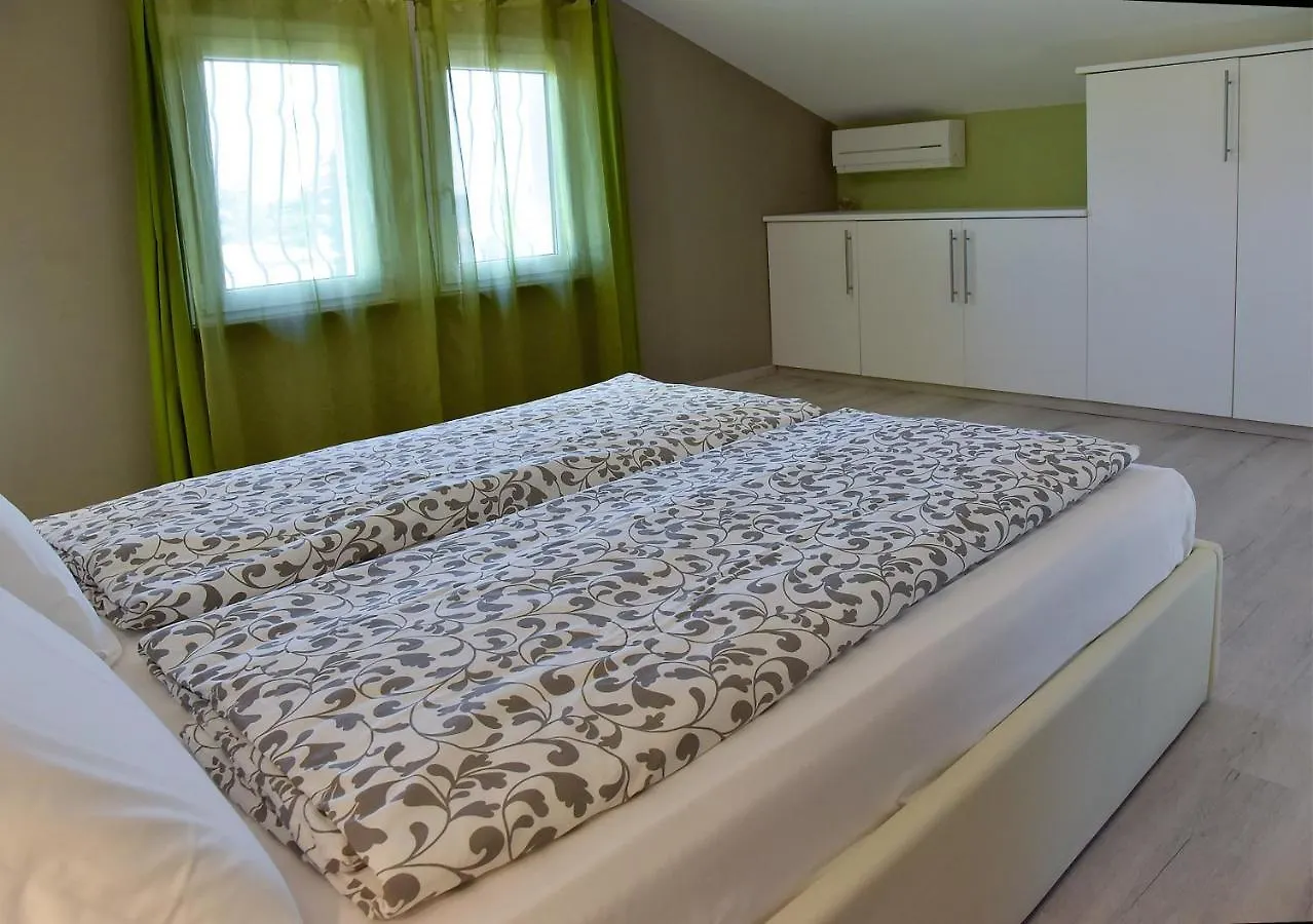 Garda Bloom Holiday Apartments Padenghe sul Garda Italië