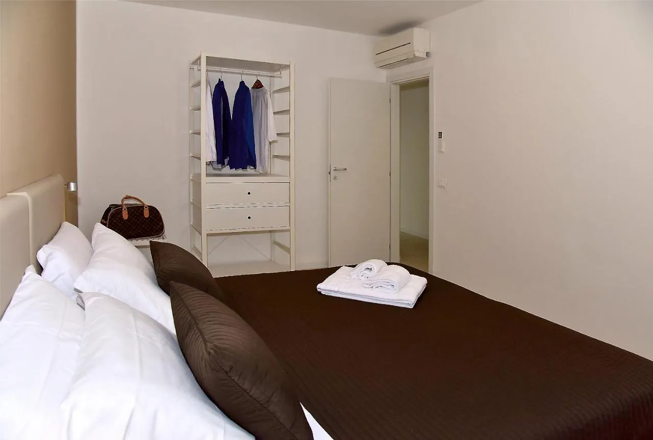 Garda Bloom Holiday Apartments Padenghe sul Garda