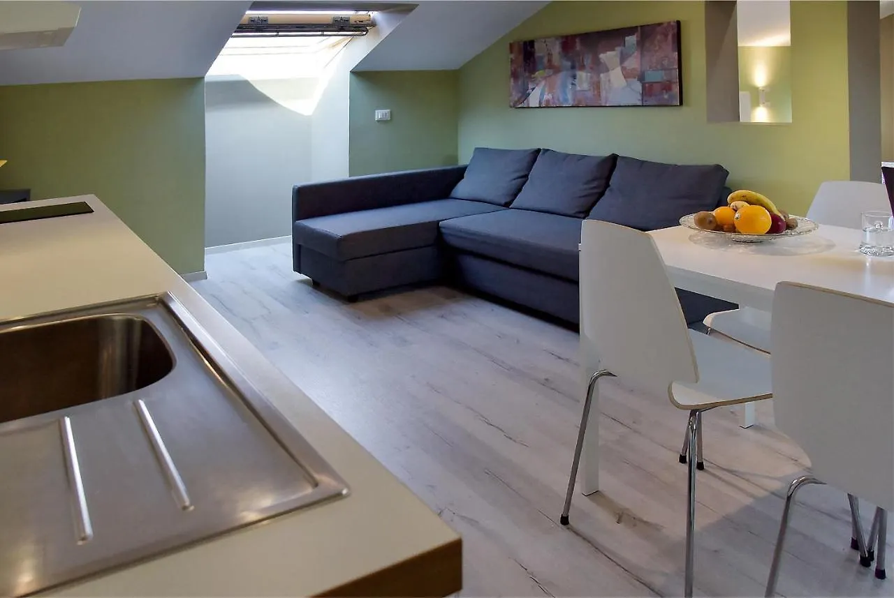 Garda Bloom Holiday Apartments Padenghe sul Garda