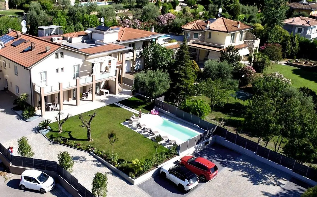 Garda Bloom Holiday Apartments Padenghe sul Garda Italië